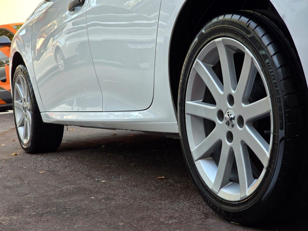 Peugeot 208 Usado en Mendoza, deRuedas