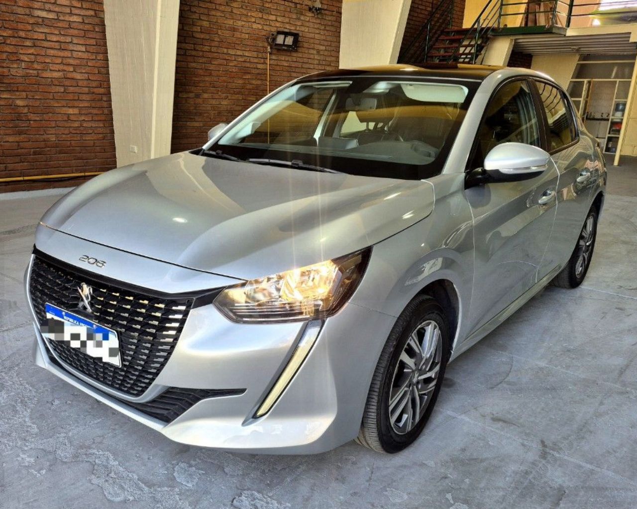 Peugeot 208 Usado Financiado en Mendoza, deRuedas
