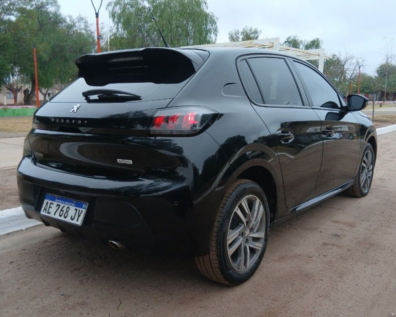 Peugeot 208 Usado Financiado en Córdoba, deRuedas