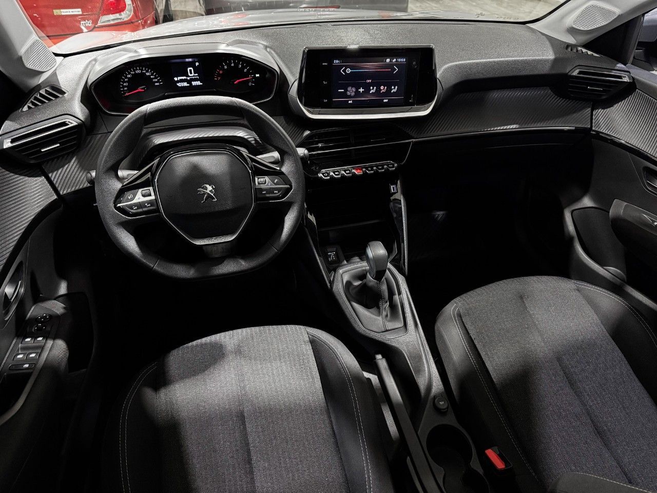 Peugeot 208 Usado Financiado en San Juan, deRuedas