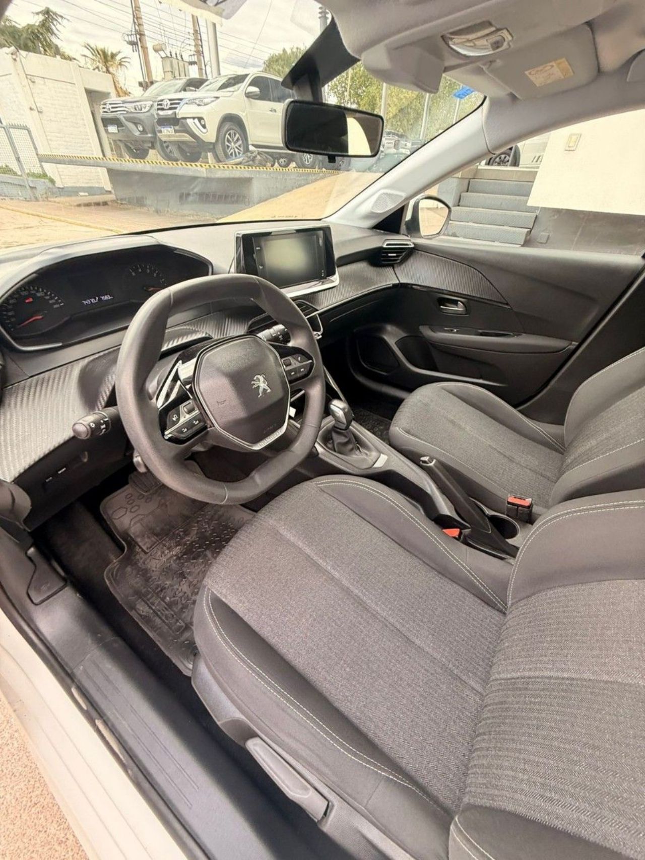 Peugeot 208 Usado en Mendoza, deRuedas