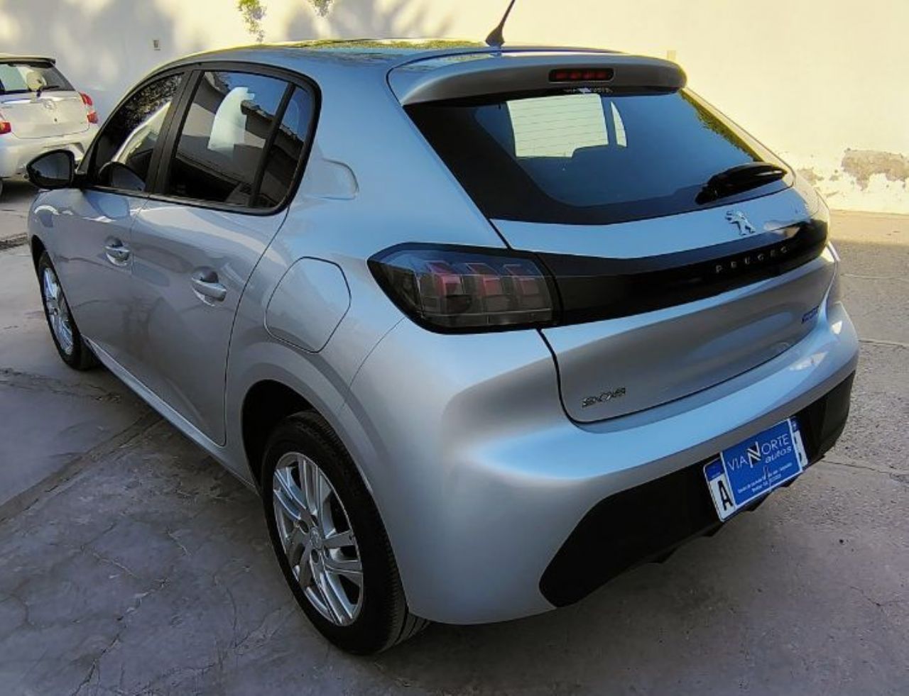 Peugeot 208 Usado Financiado en Mendoza, deRuedas
