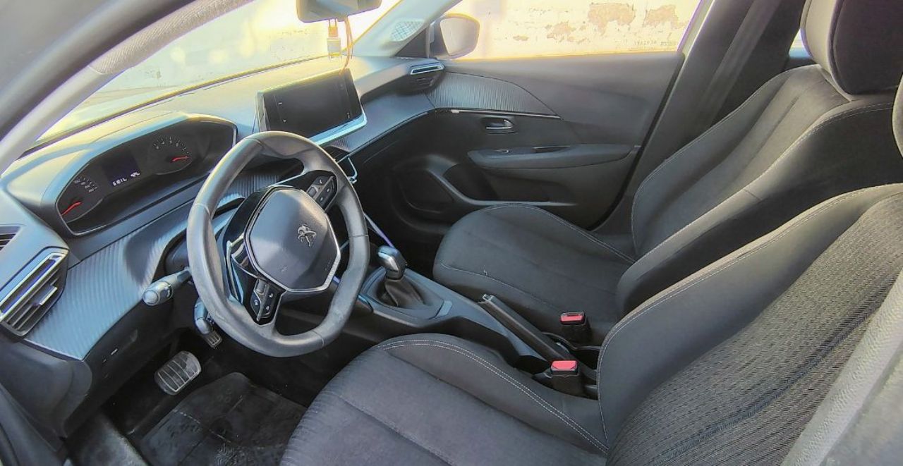 Peugeot 208 Usado Financiado en Mendoza, deRuedas