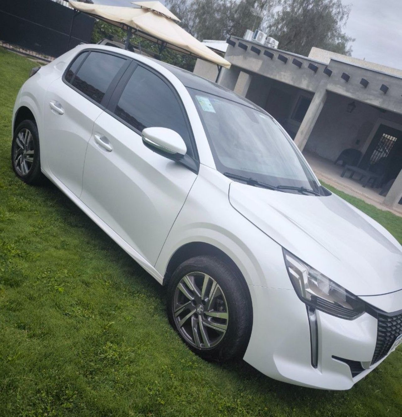 Peugeot 208 Usado en Mendoza, deRuedas