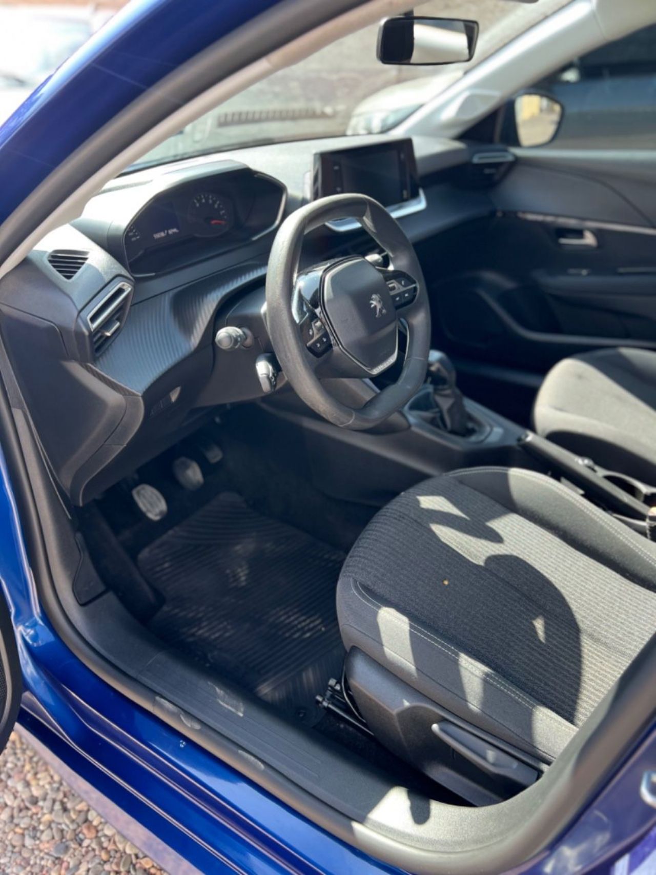 Peugeot 208 Usado en Mendoza, deRuedas