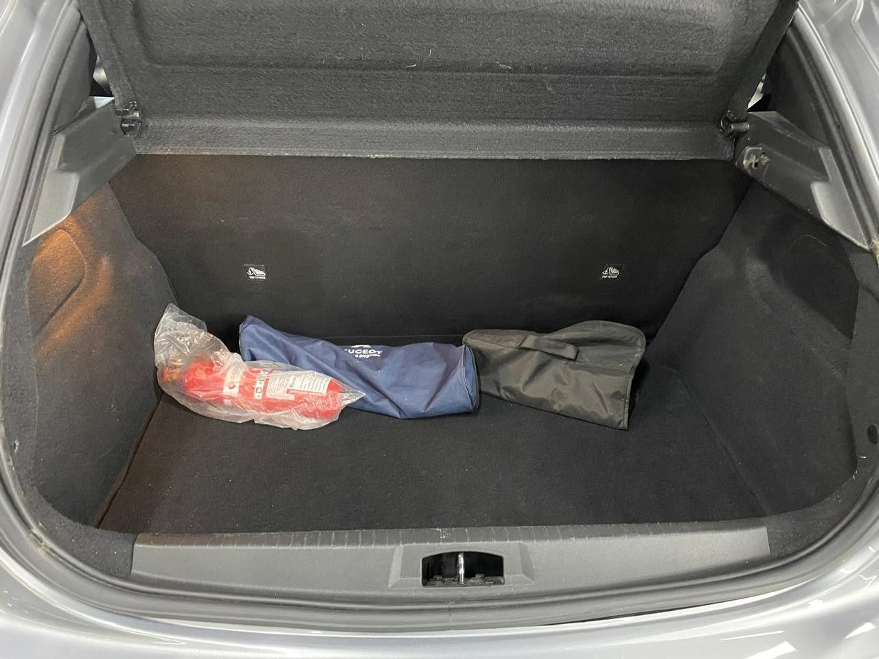 Peugeot 208 Usado en Córdoba, deRuedas