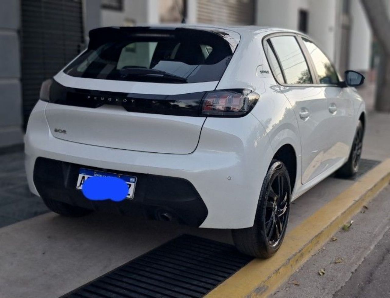 Peugeot 208 Usado en Mendoza, deRuedas