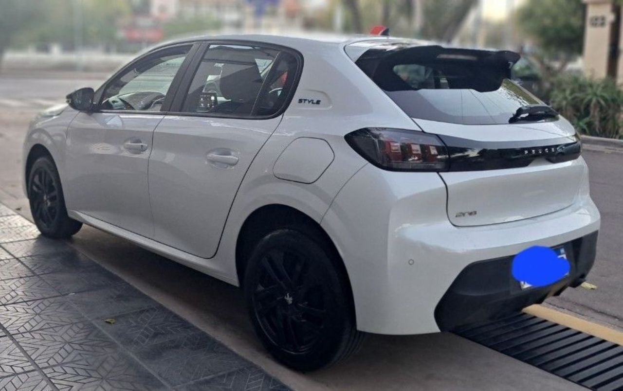 Peugeot 208 Usado en Mendoza, deRuedas