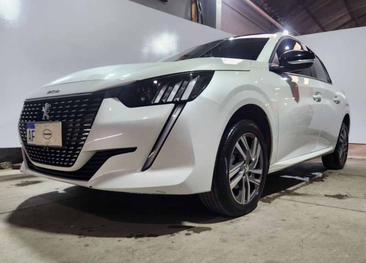 Peugeot 208 Usado en Mendoza, deRuedas