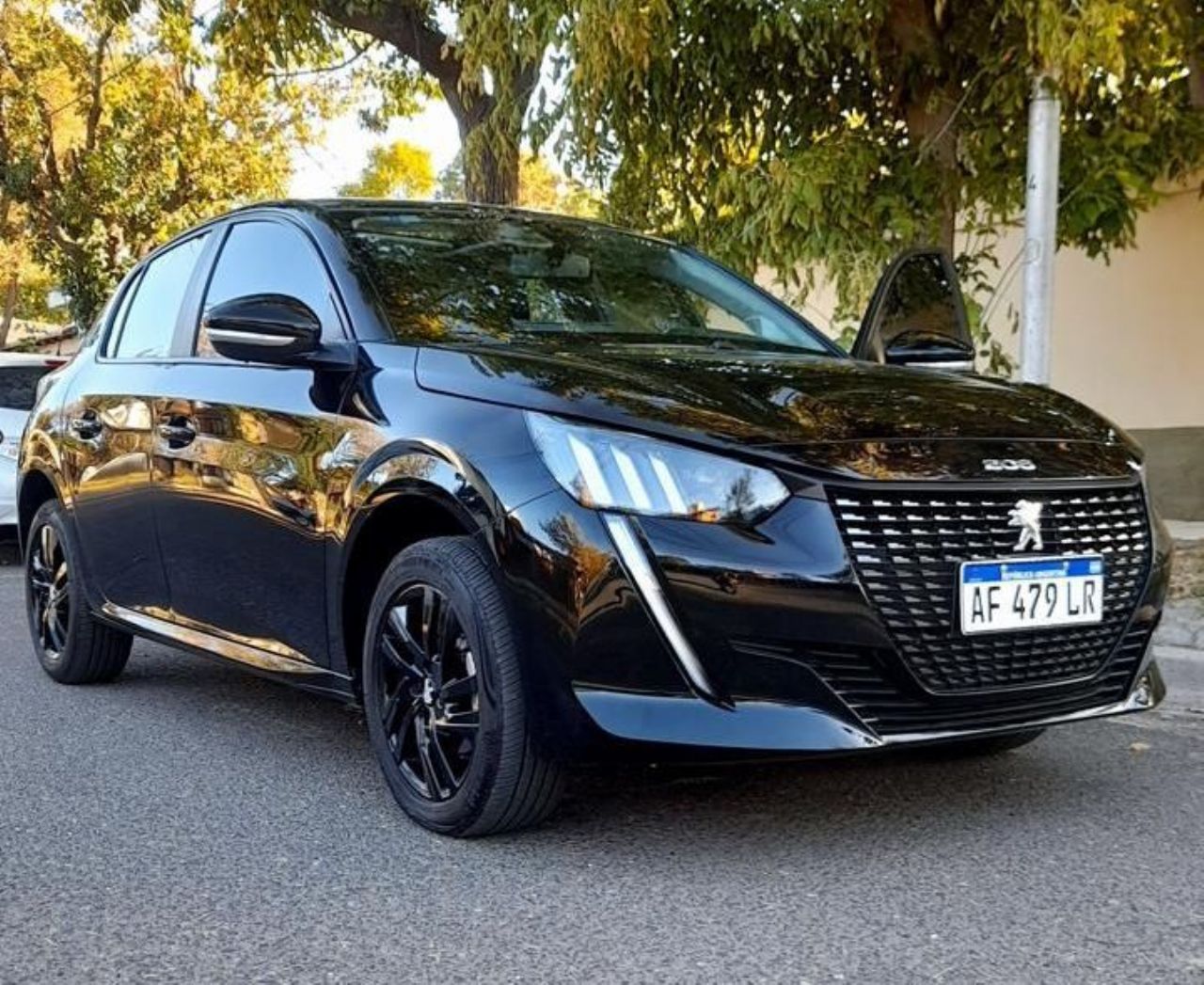 Peugeot 208 Usado en Mendoza, deRuedas