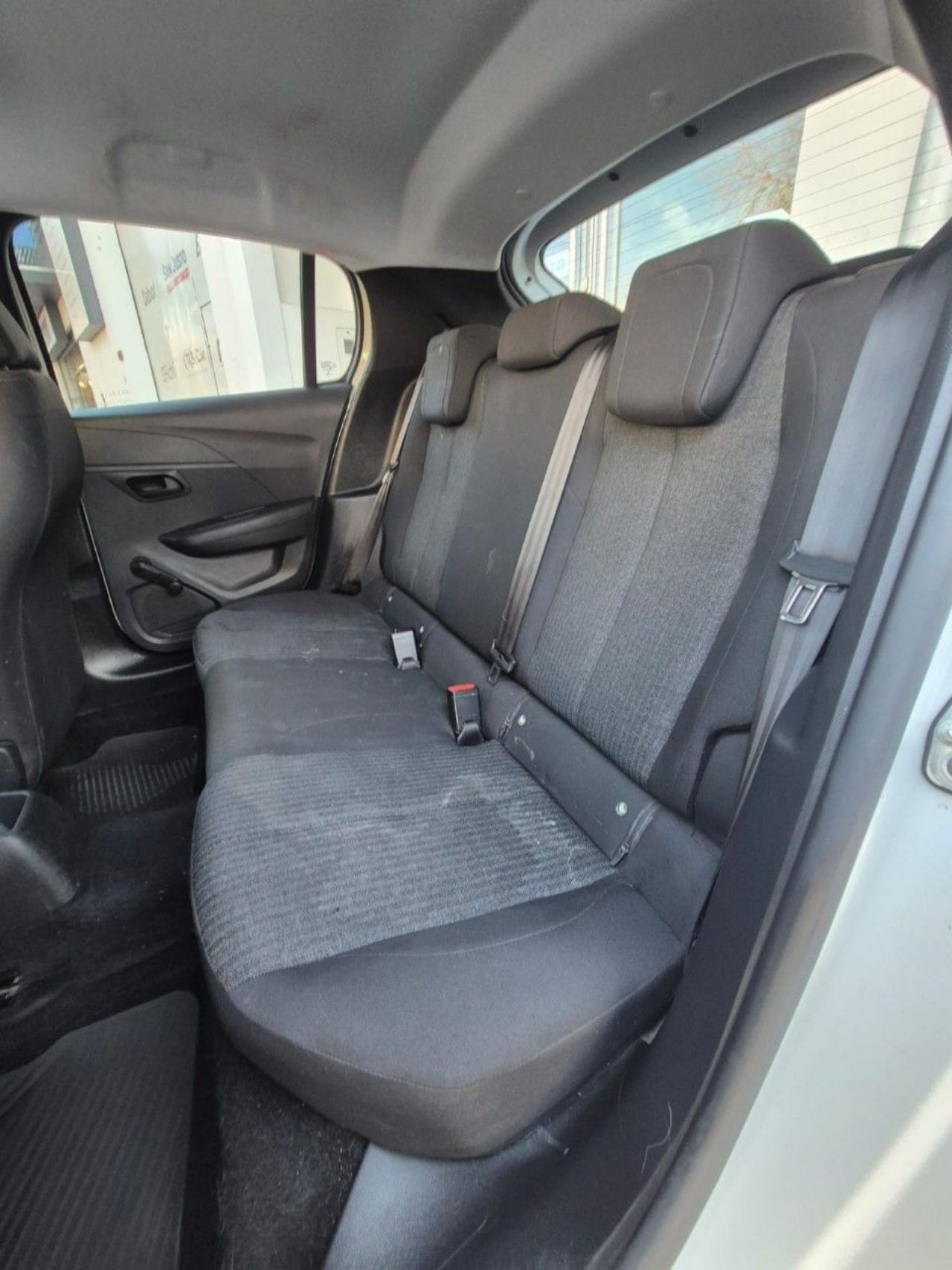 Peugeot 208 Usado Financiado en Mendoza, deRuedas