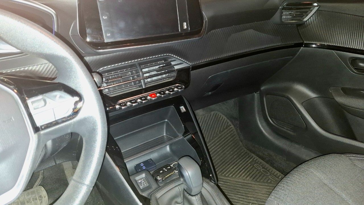 Peugeot 208 Usado en Mendoza, deRuedas