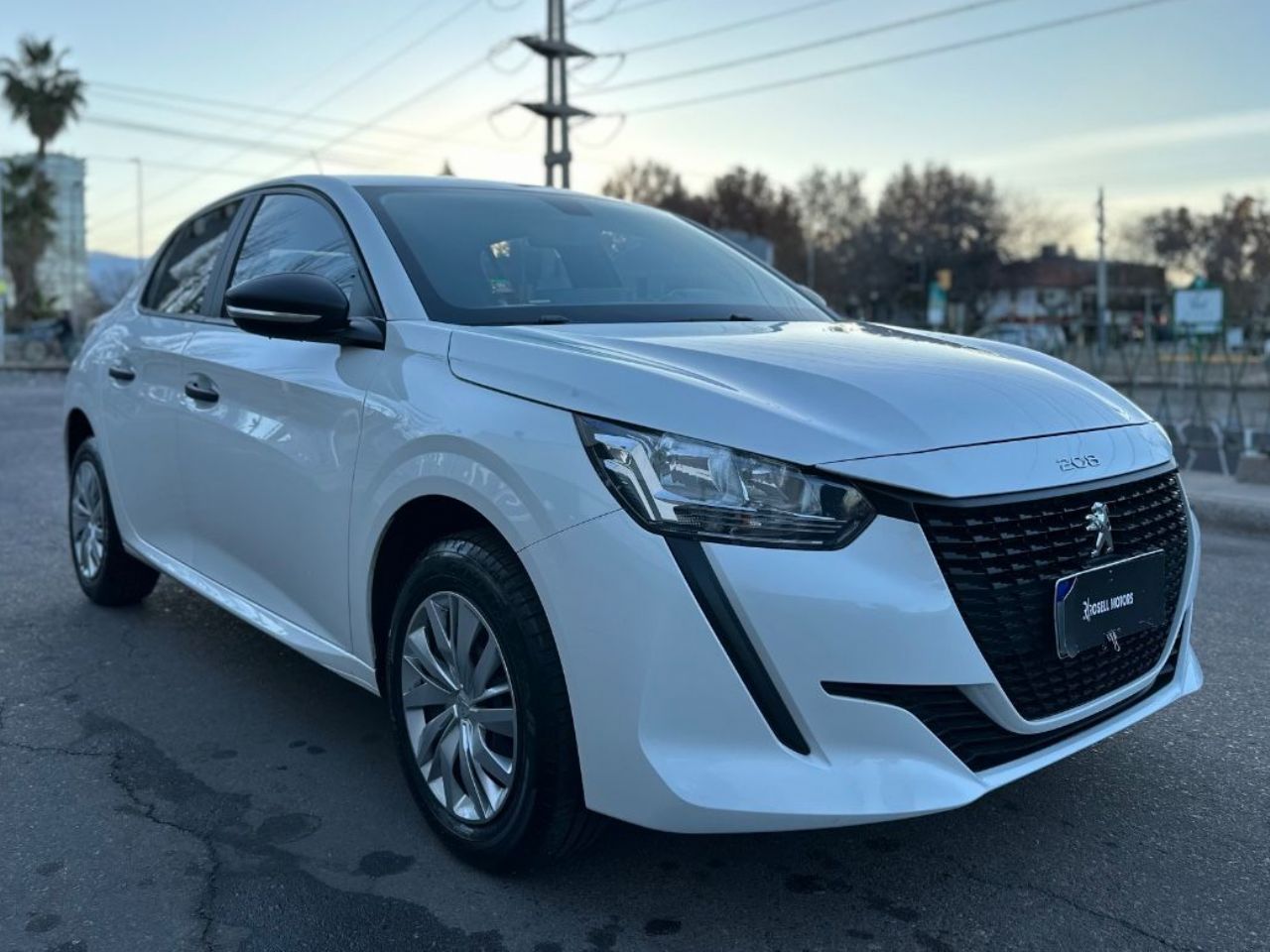 Peugeot 208 Usado Financiado en Mendoza, deRuedas