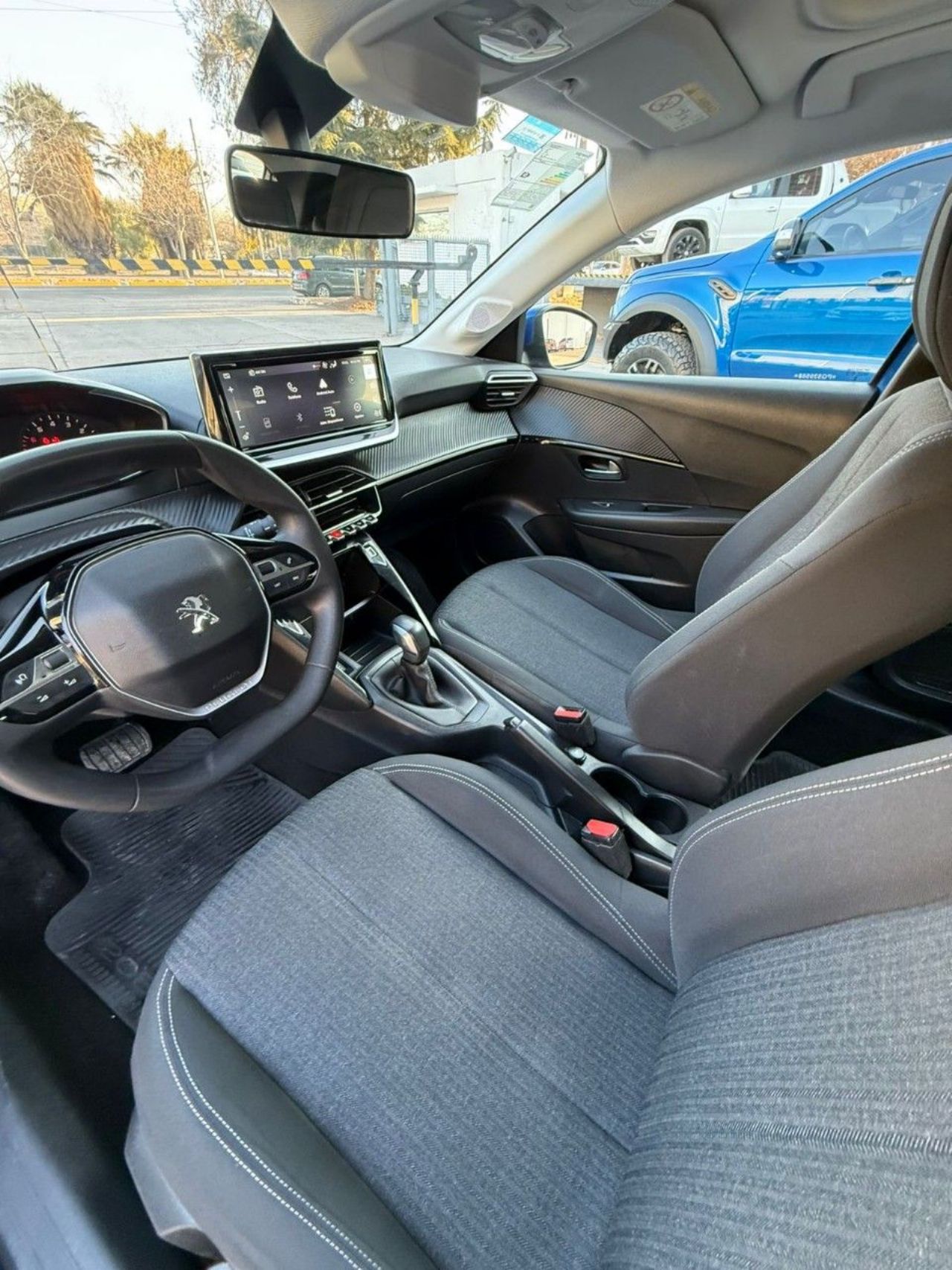 Peugeot 208 Usado en Mendoza, deRuedas