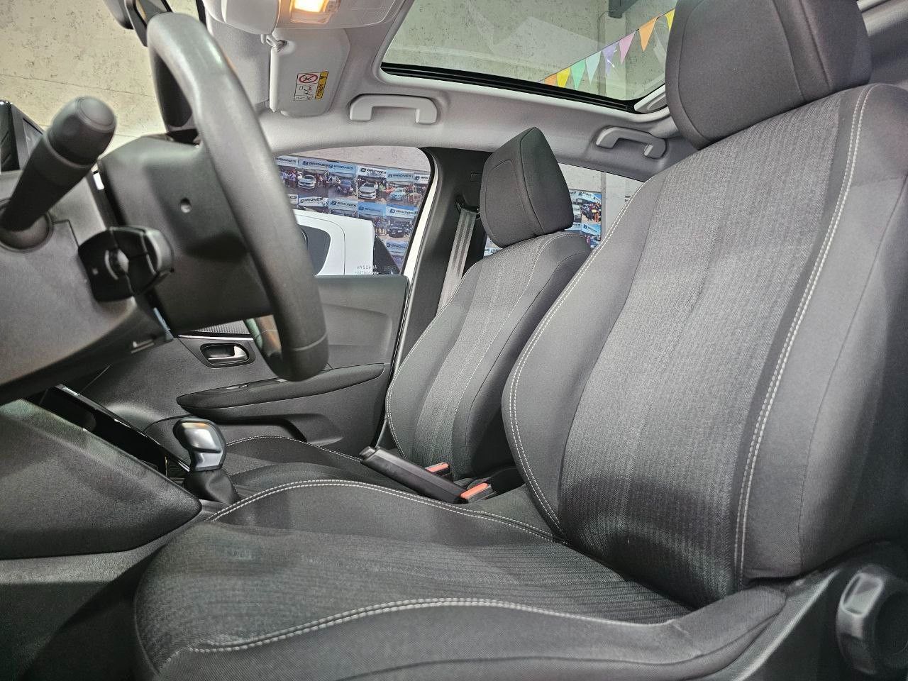 Peugeot 208 Usado en Mendoza, deRuedas
