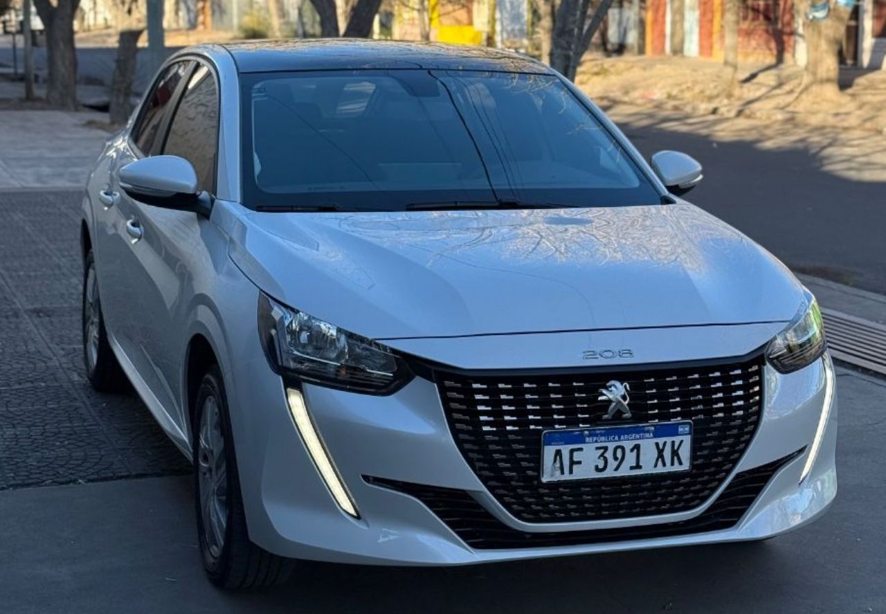 Peugeot 208 Usado Financiado en Mendoza, deRuedas