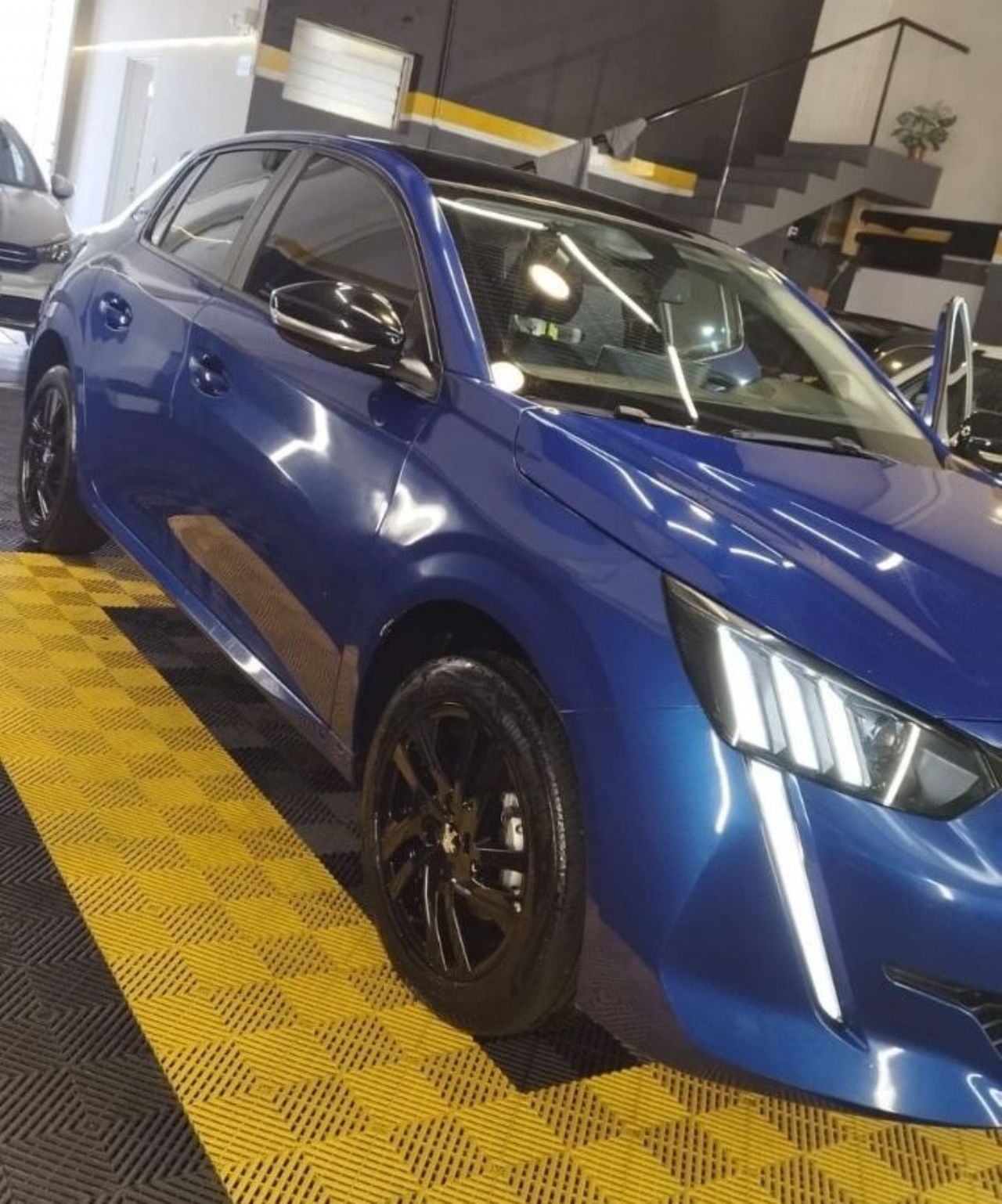 Peugeot 208 Usado en Mendoza, deRuedas
