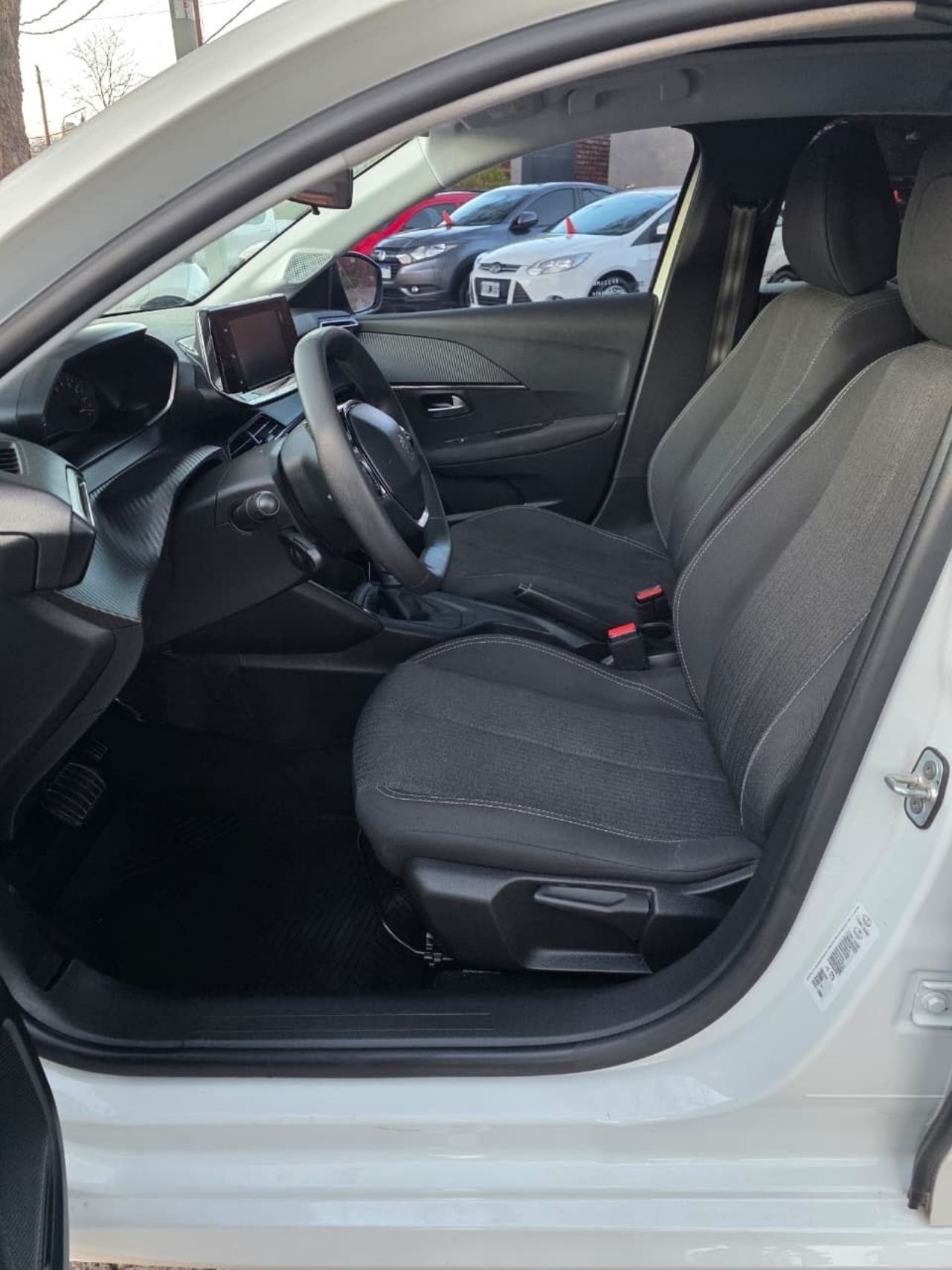 Peugeot 208 Usado en Mendoza, deRuedas