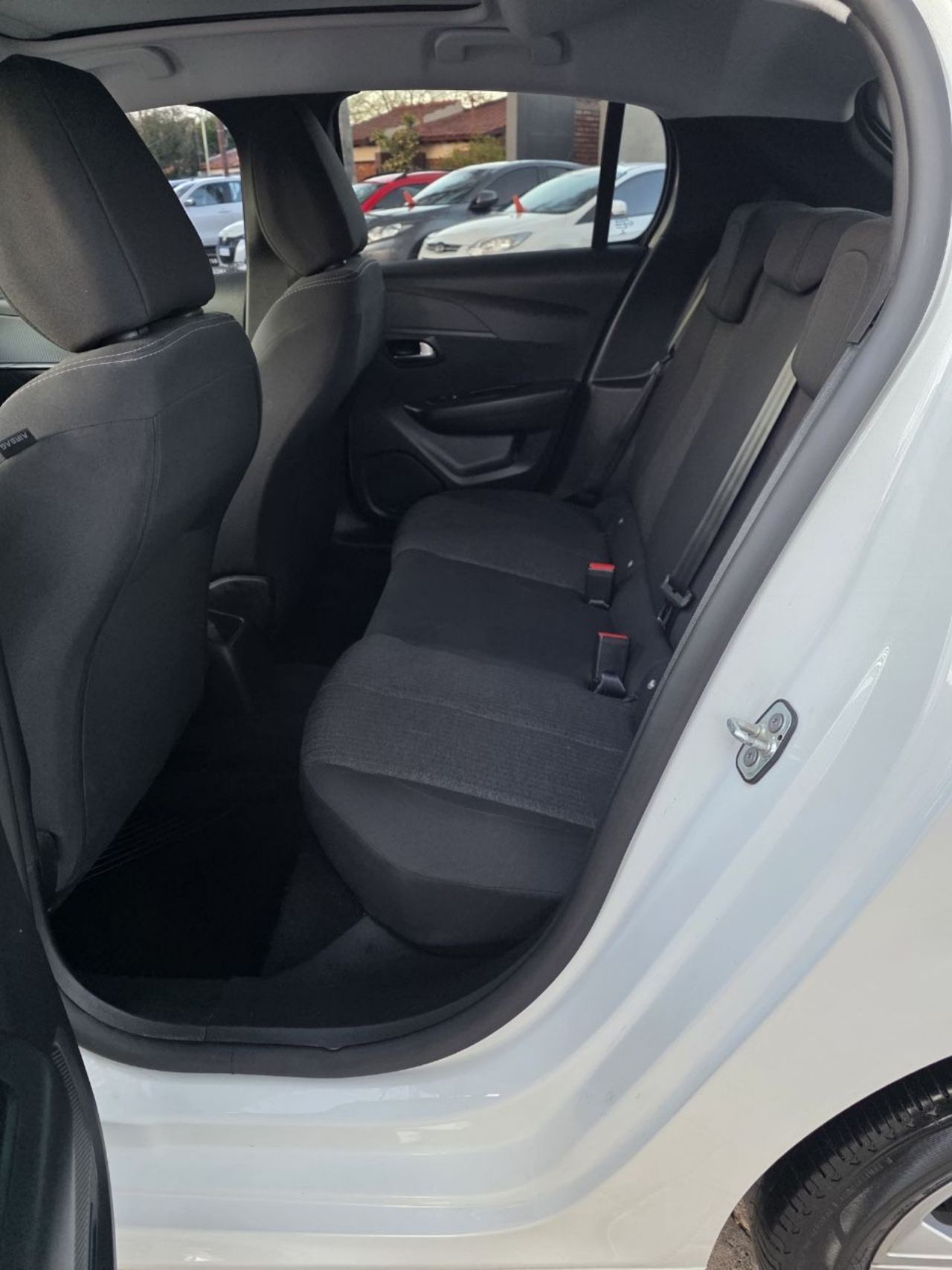 Peugeot 208 Usado en Mendoza, deRuedas
