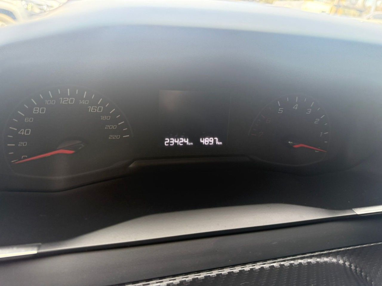 Peugeot 208 Usado en Mendoza, deRuedas