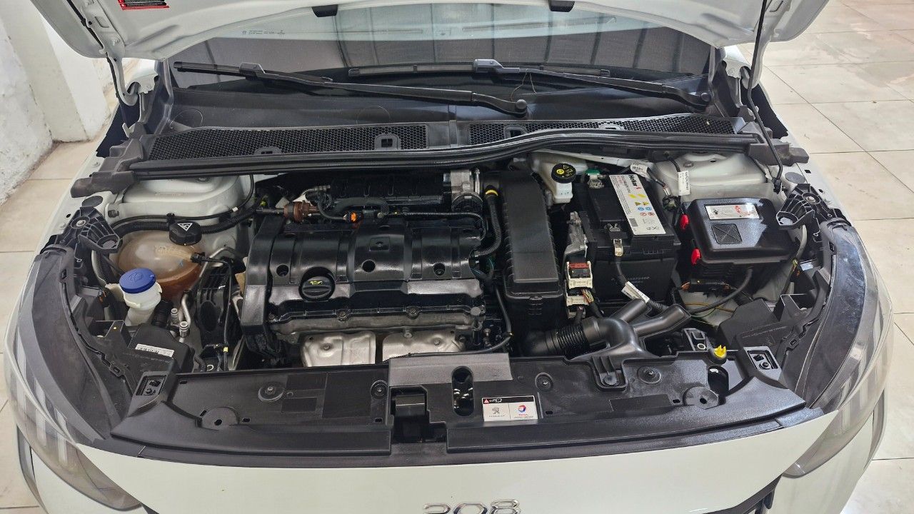 Peugeot 208 Usado en Mendoza, deRuedas