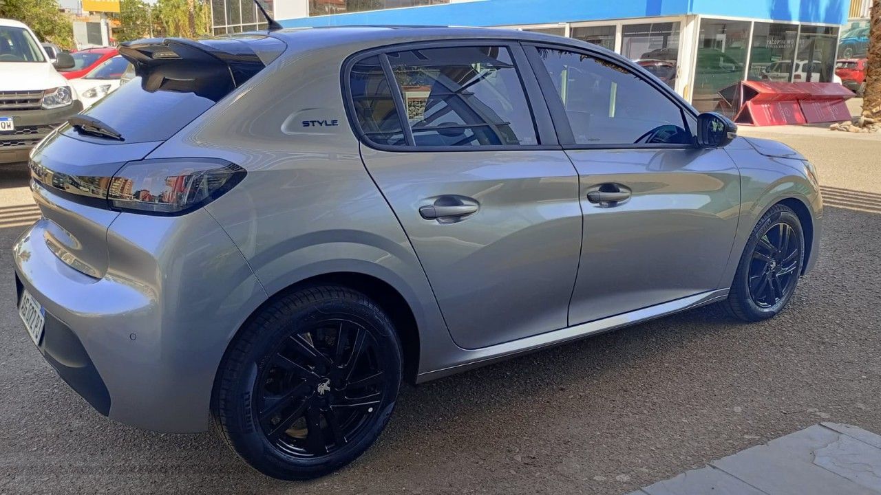 Peugeot 208 Usado en Mendoza, deRuedas