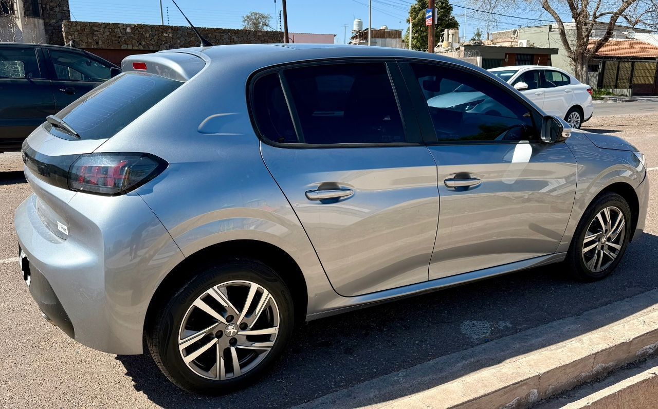 Peugeot 208 Usado en Mendoza, deRuedas