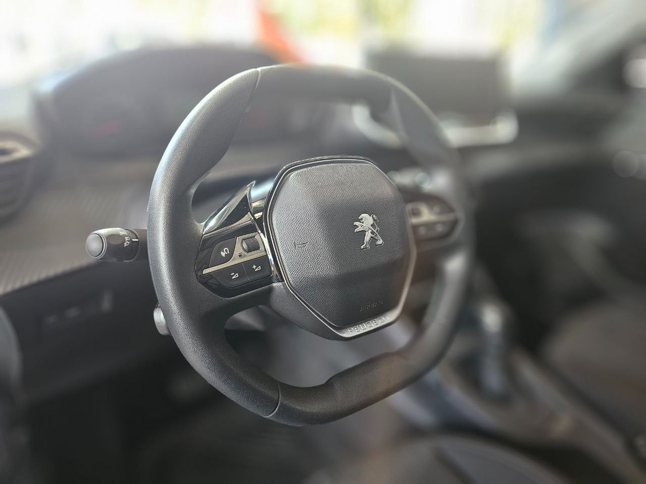 Peugeot 208 Usado en Mendoza, deRuedas