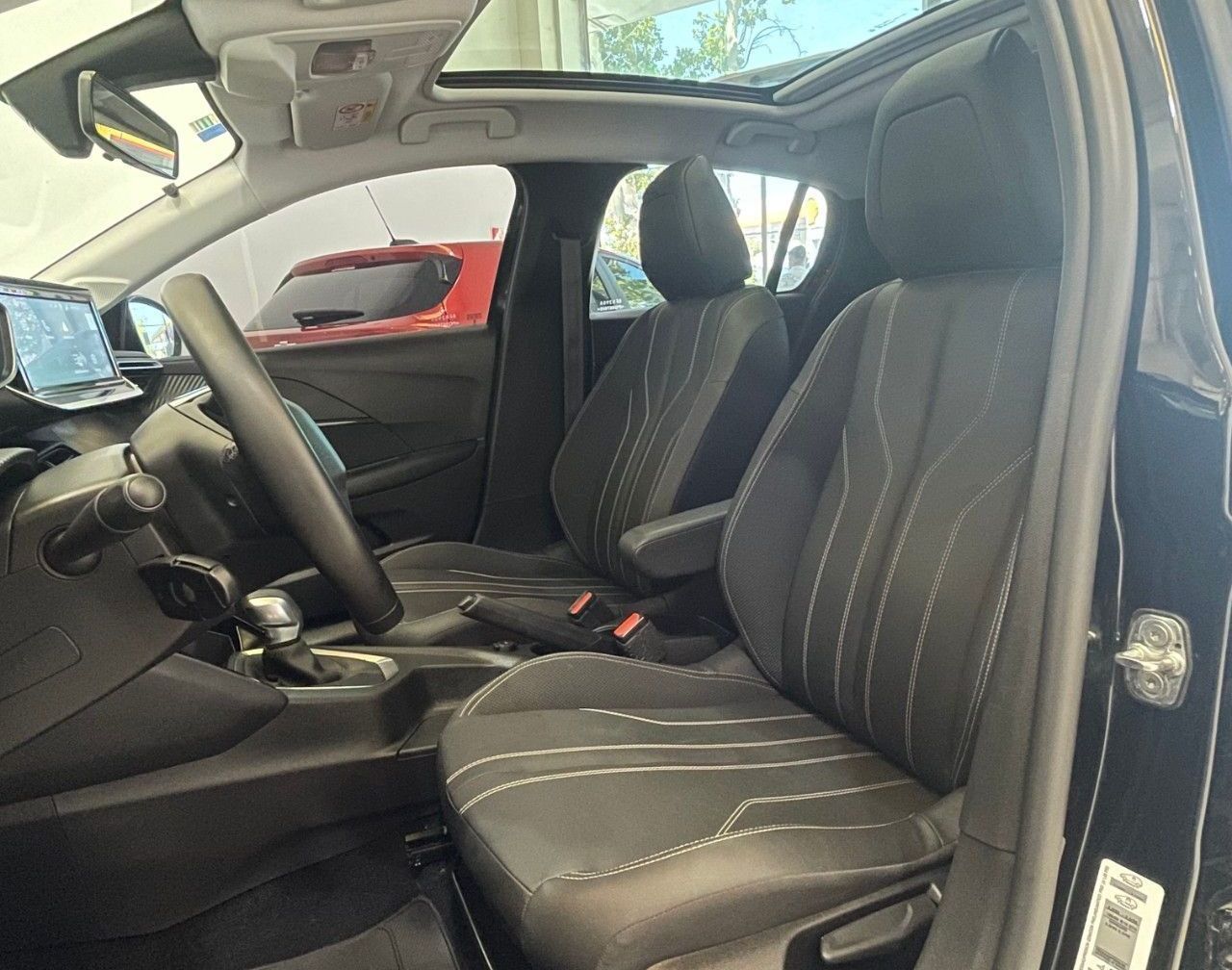 Peugeot 208 Usado Financiado en Mendoza, deRuedas