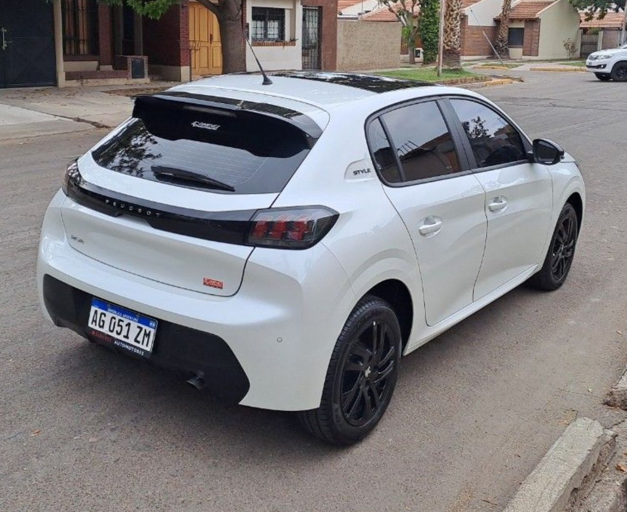 Peugeot 208 Usado en Mendoza, deRuedas