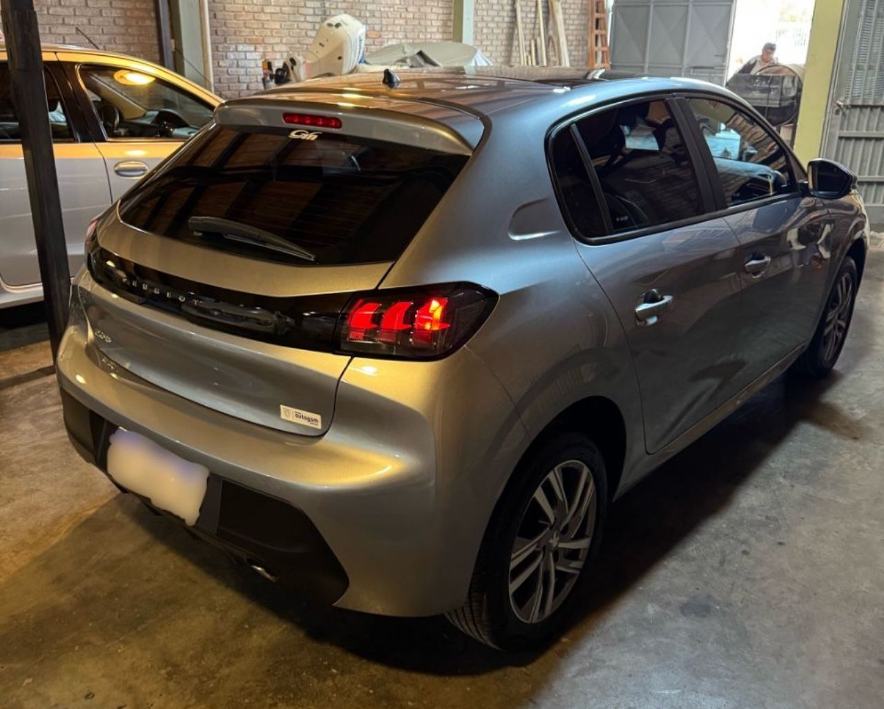 Peugeot 208 Usado en Mendoza, deRuedas
