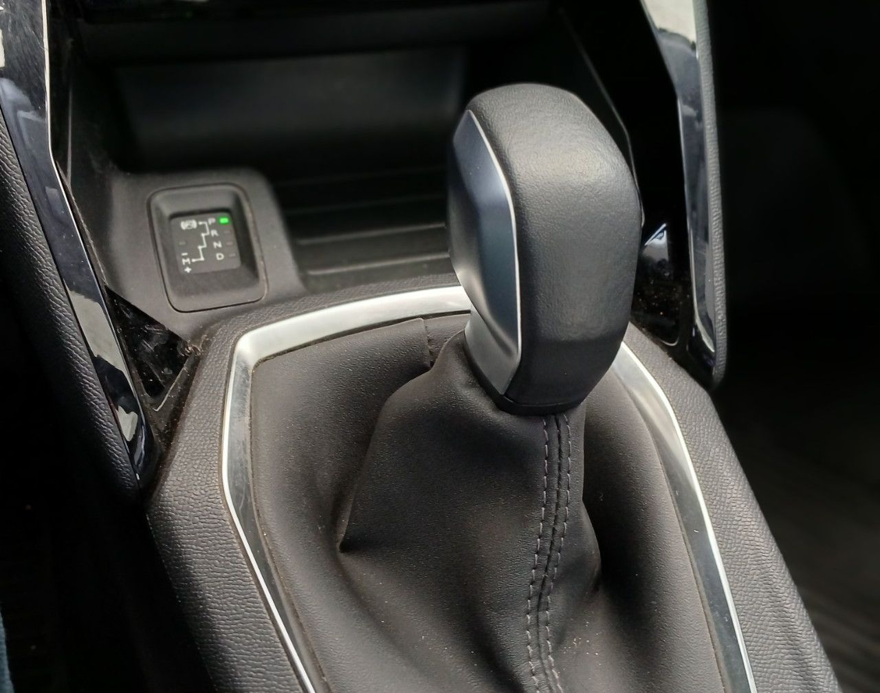 Peugeot 208 Usado Financiado en Córdoba, deRuedas