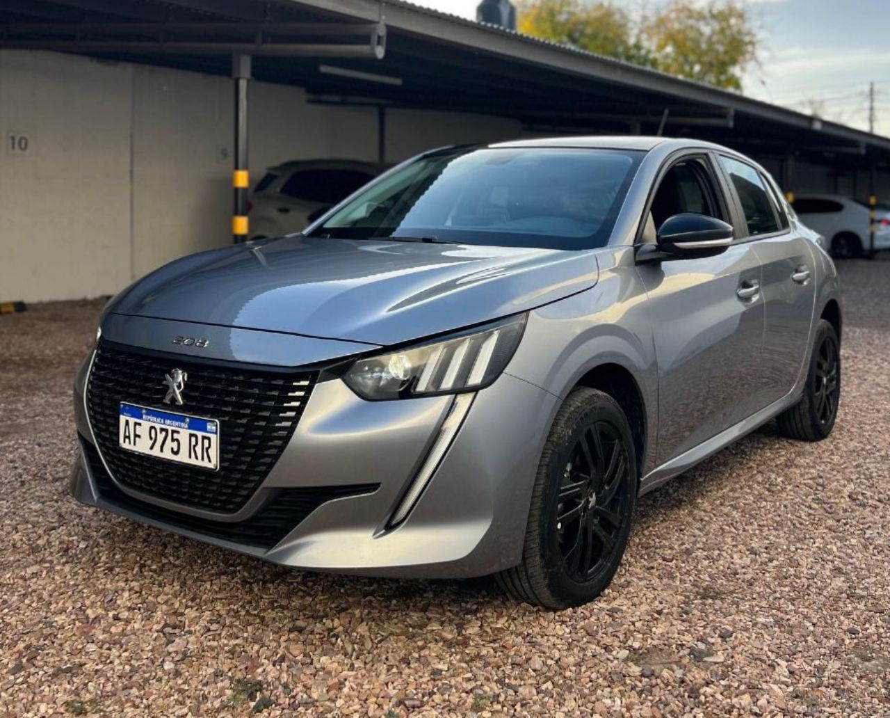 Peugeot 208 Usado en Mendoza, deRuedas
