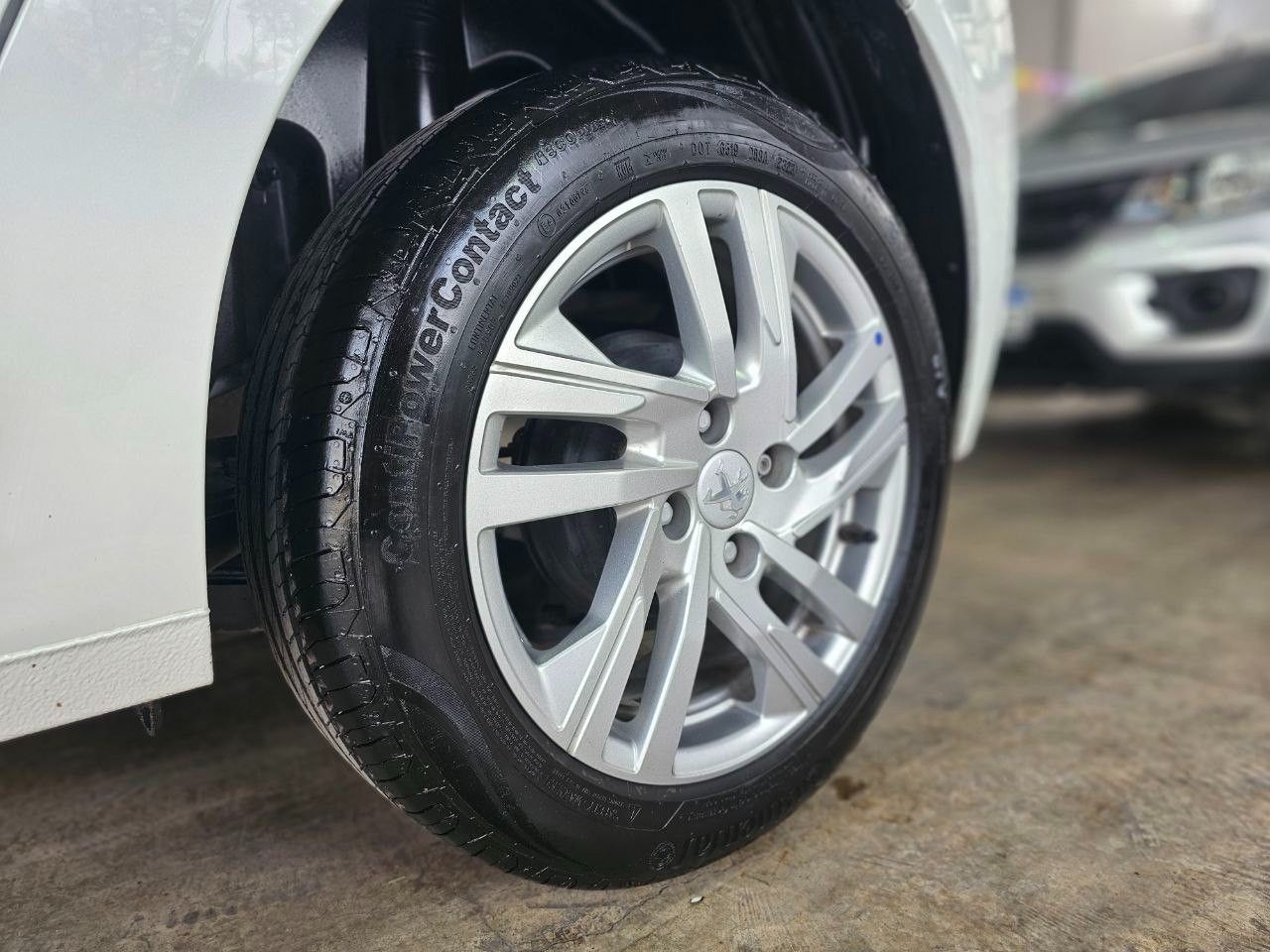 Peugeot 208 Usado en Mendoza, deRuedas