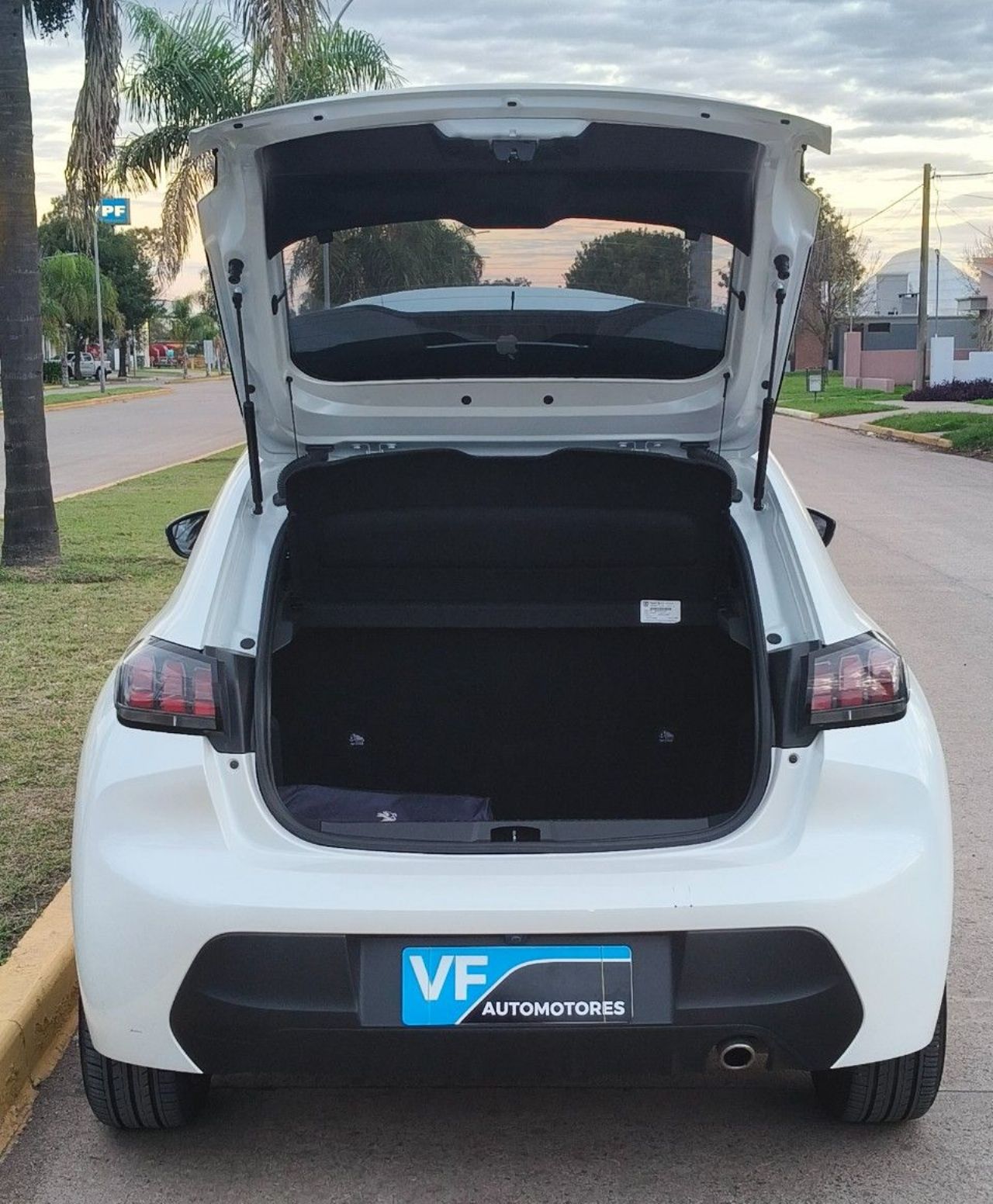 Peugeot 208 Usado en Córdoba, deRuedas