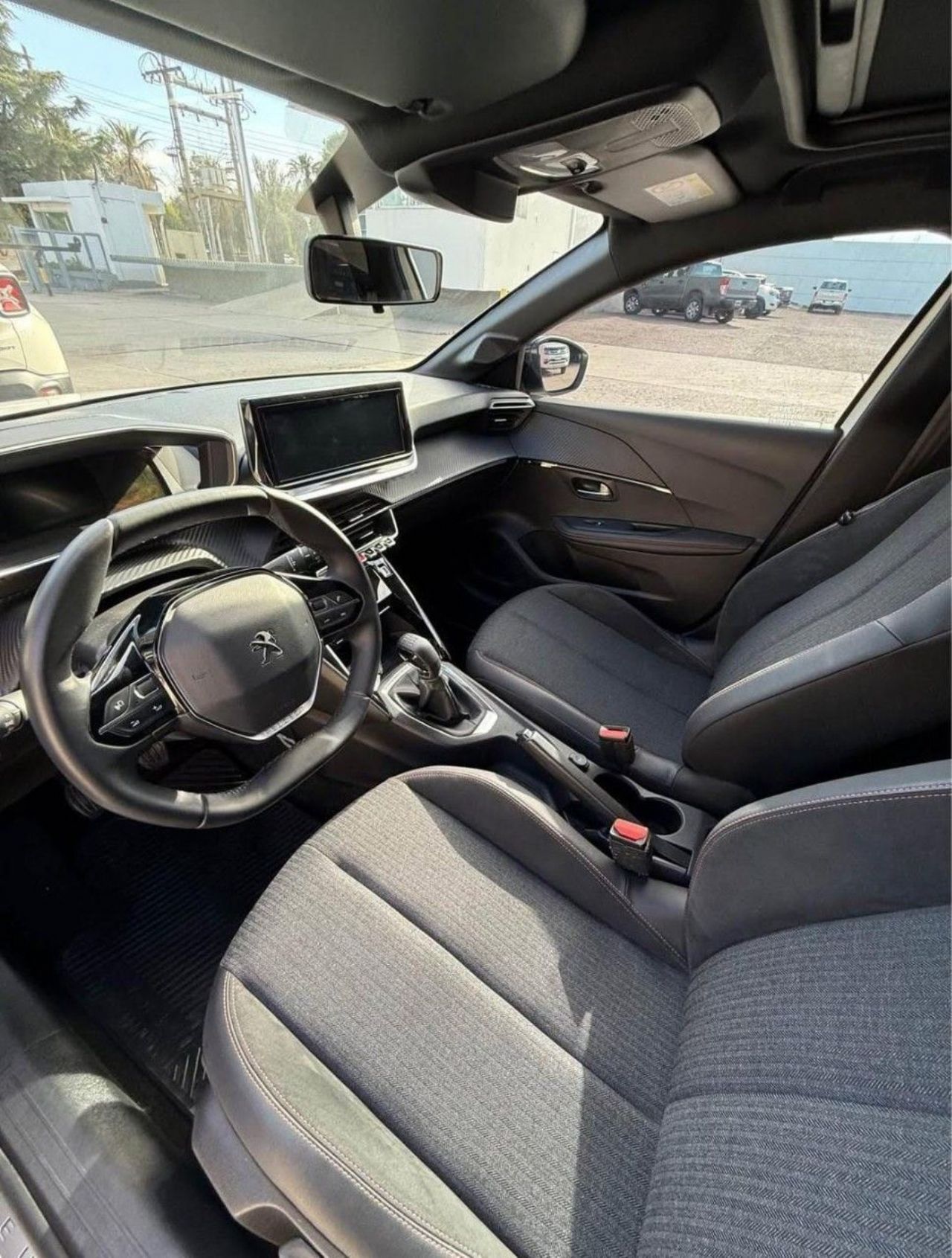 Peugeot 208 Usado en Mendoza, deRuedas