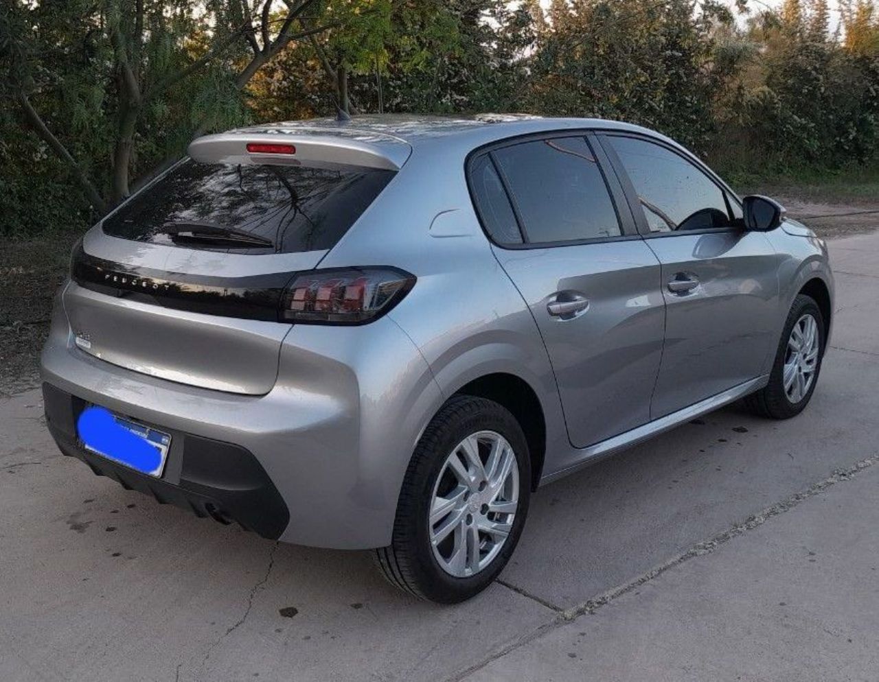 Peugeot 208 Usado en Mendoza, deRuedas