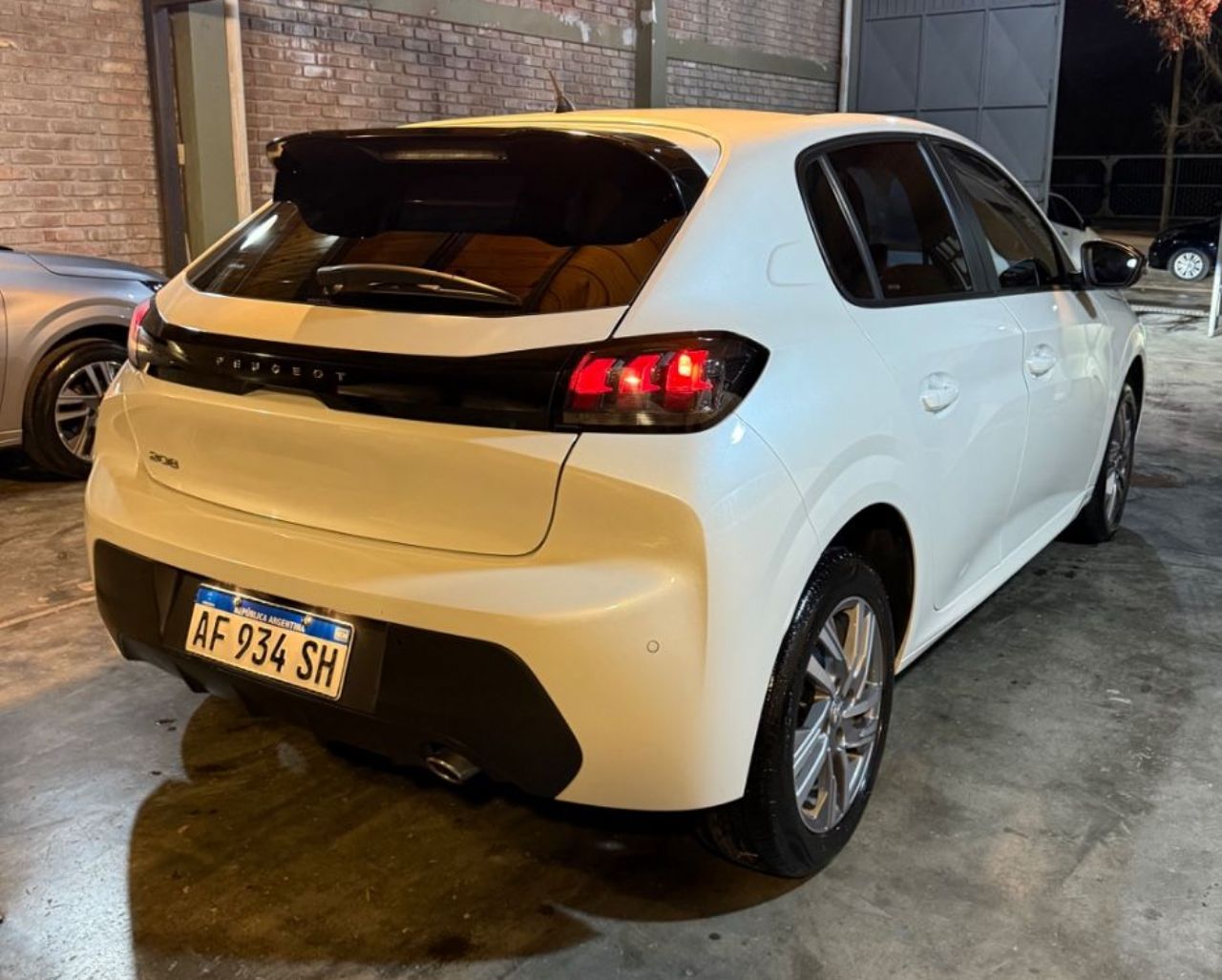 Peugeot 208 Usado en Mendoza, deRuedas
