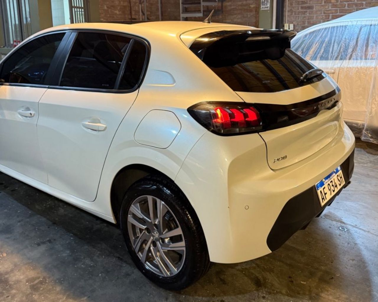 Peugeot 208 Usado en Mendoza, deRuedas