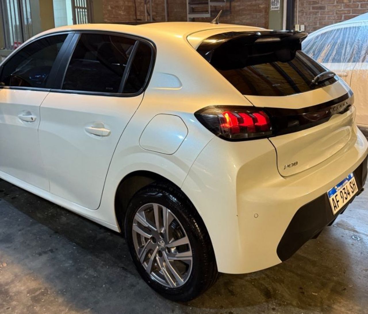 Peugeot 208 Usado en Mendoza, deRuedas