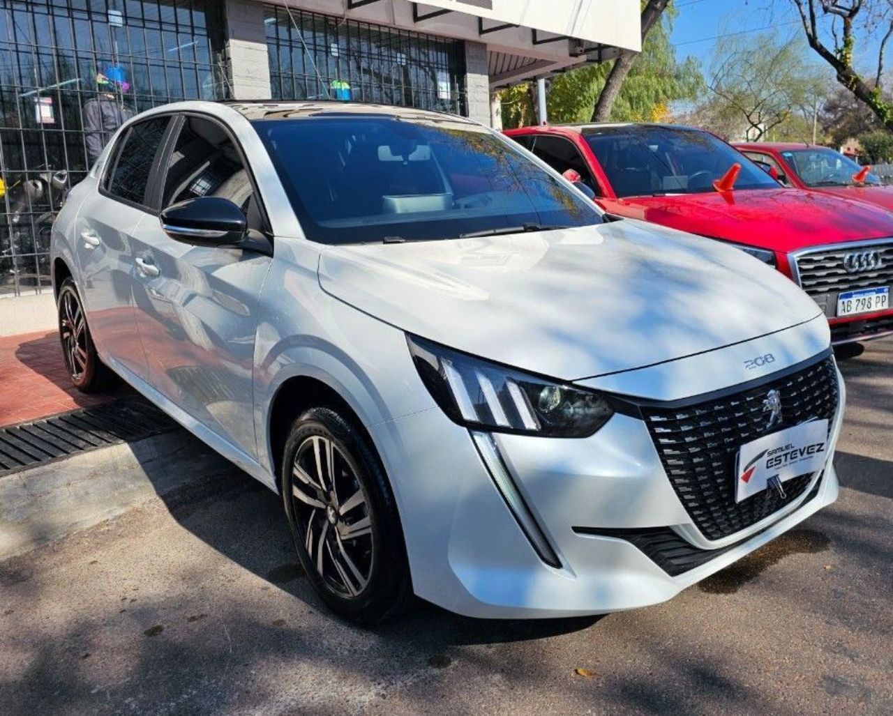 Peugeot 208 Usado Financiado en Mendoza, deRuedas