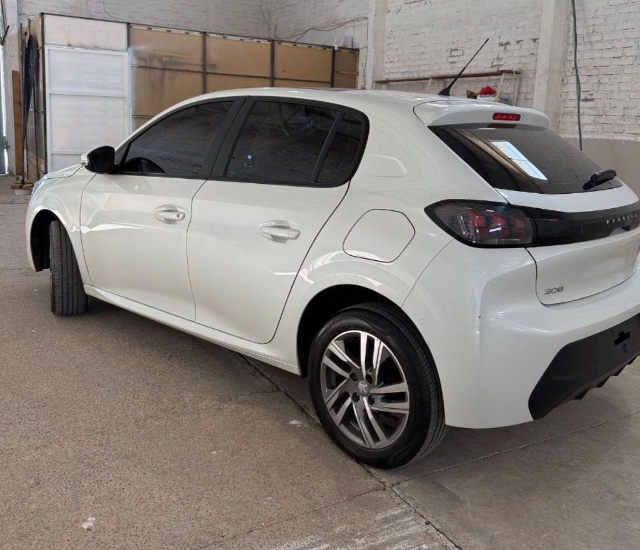 Peugeot 208 Usado Financiado en Mendoza, deRuedas