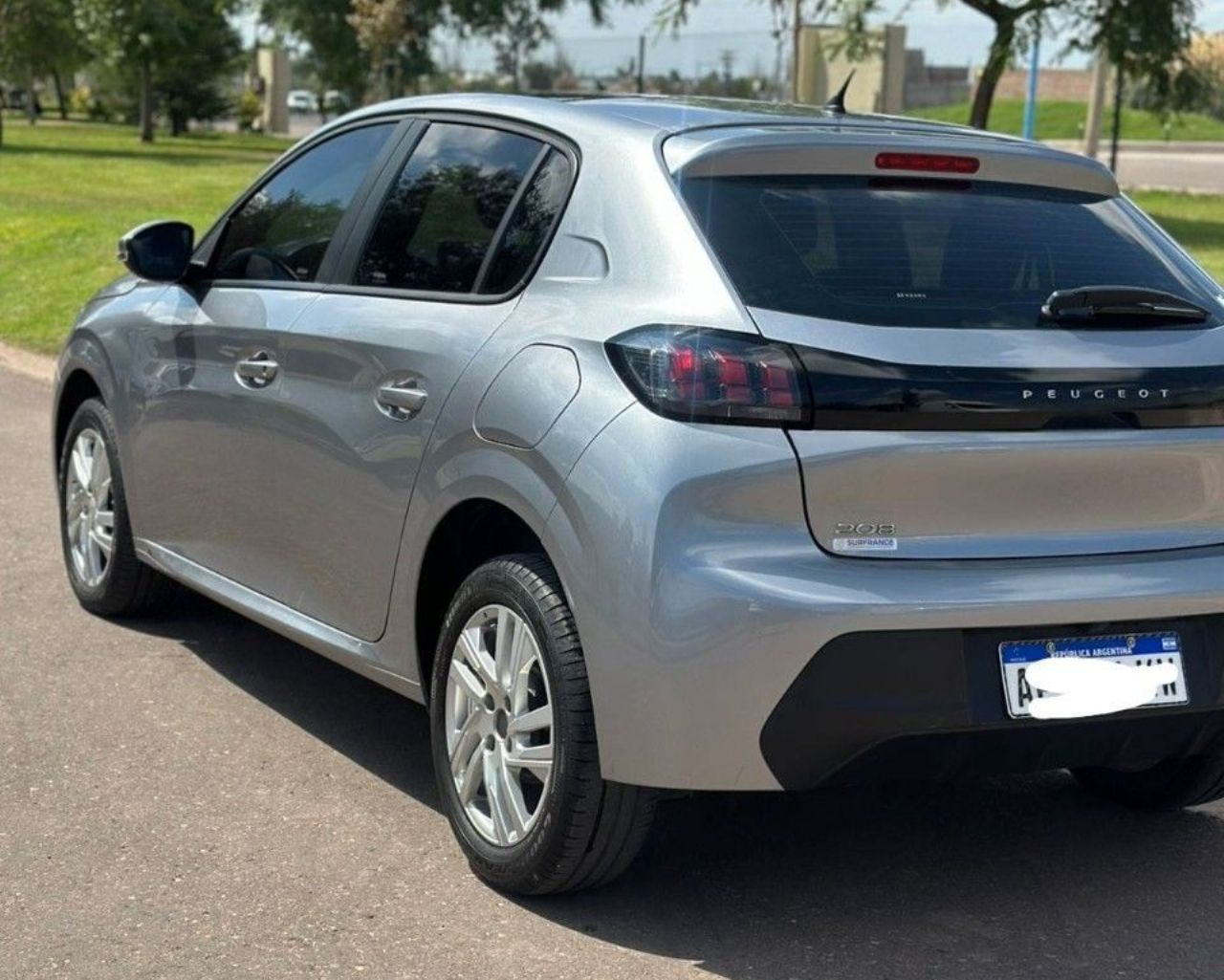 Peugeot 208 Usado en Mendoza, deRuedas