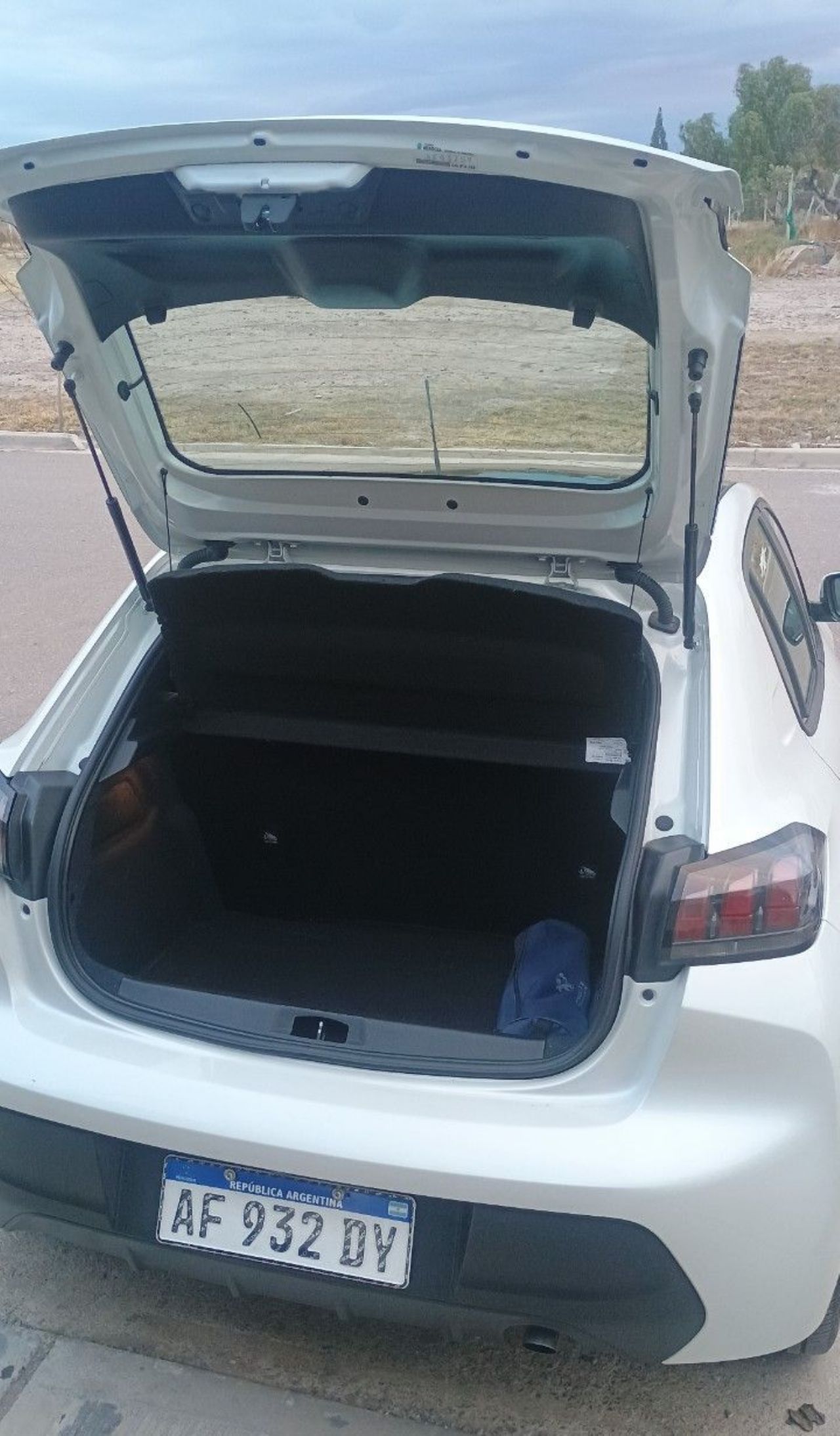 Peugeot 208 Usado en Mendoza, deRuedas