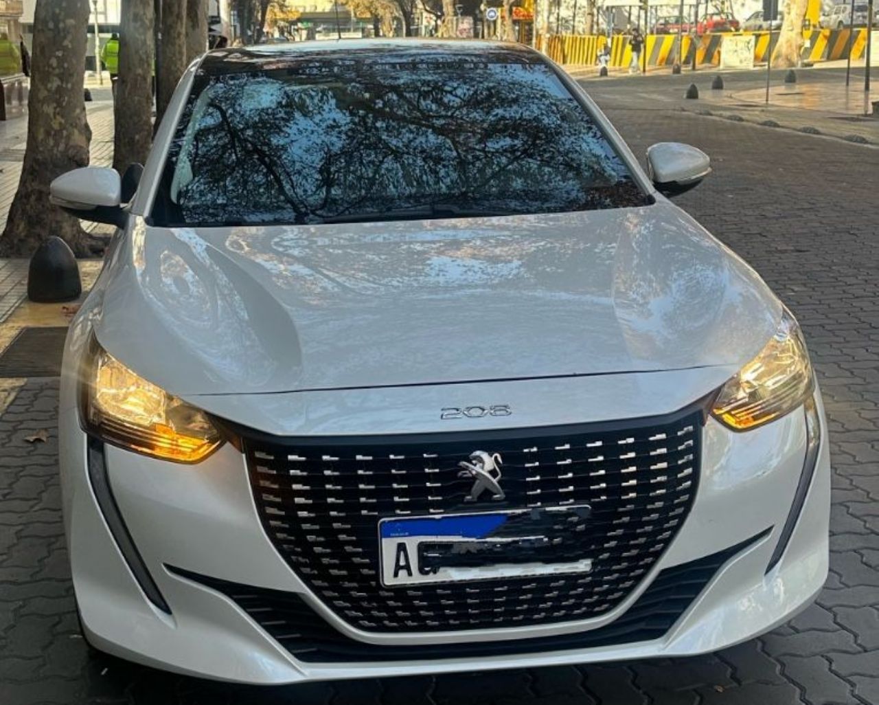 Peugeot 208 Usado en Mendoza, deRuedas