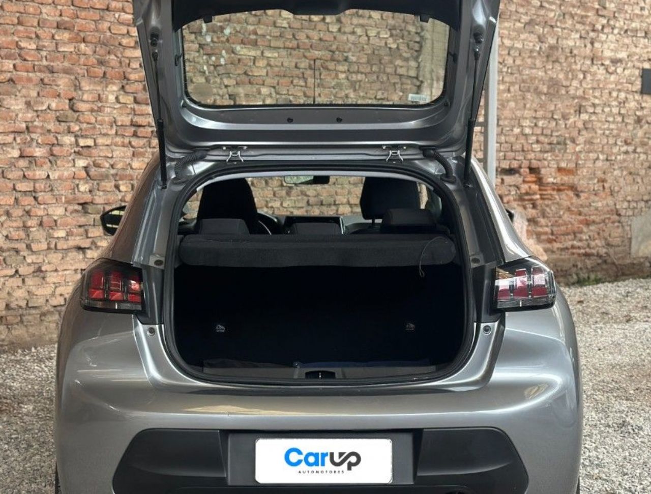 Peugeot 208 Usado Financiado en Córdoba, deRuedas