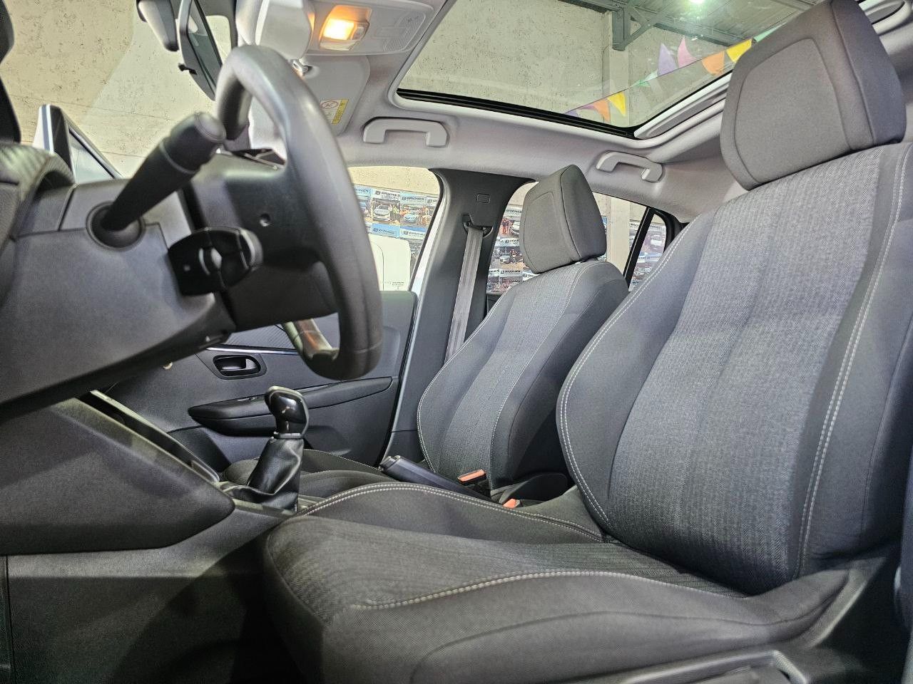 Peugeot 208 Usado en Mendoza, deRuedas