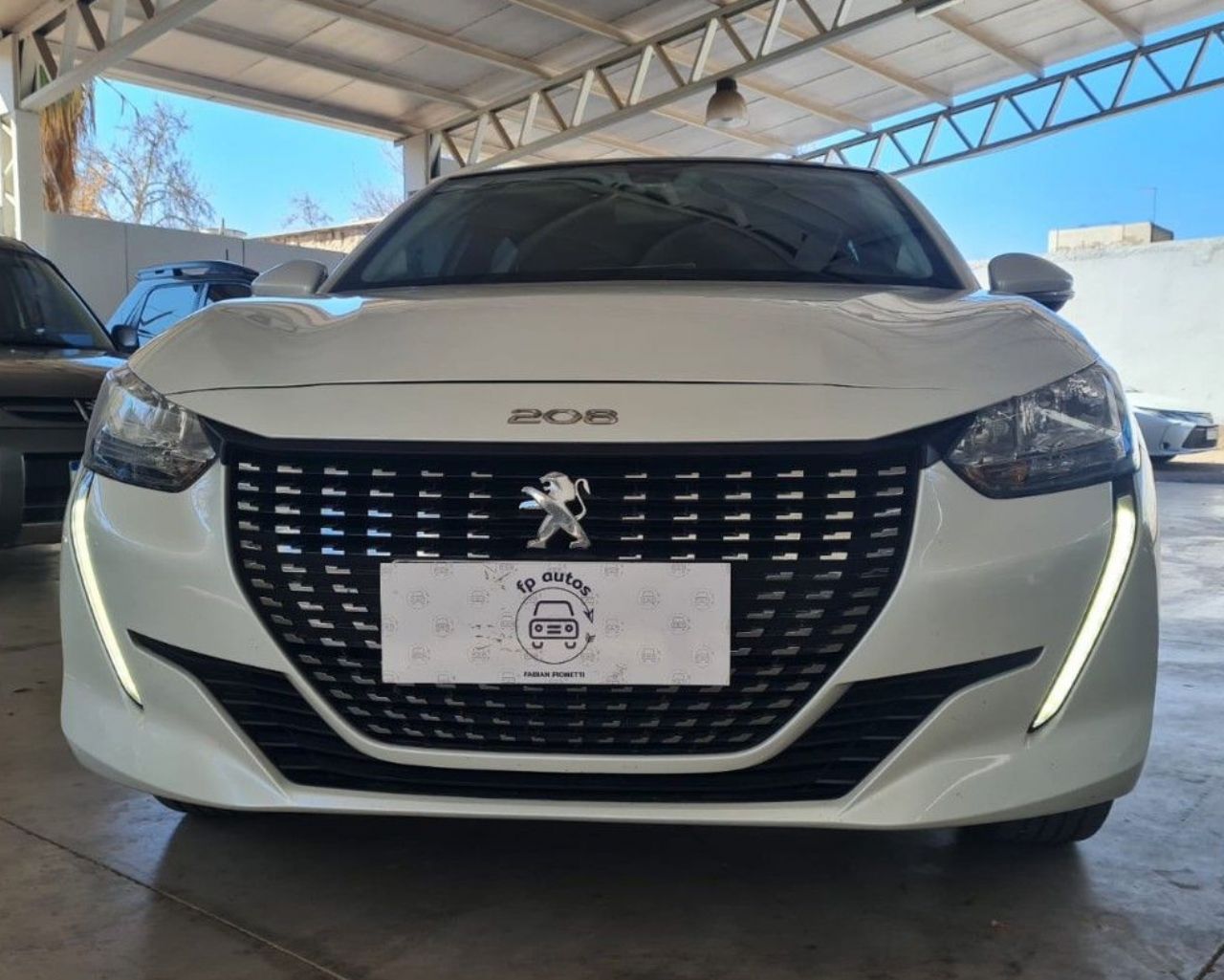 Peugeot 208 Usado Financiado en Mendoza, deRuedas