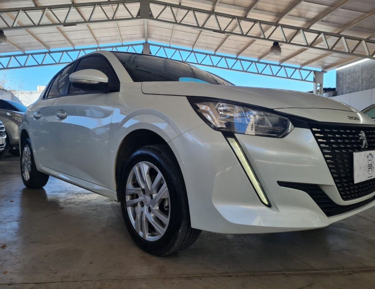 Peugeot 208 Usado Financiado en Mendoza, deRuedas