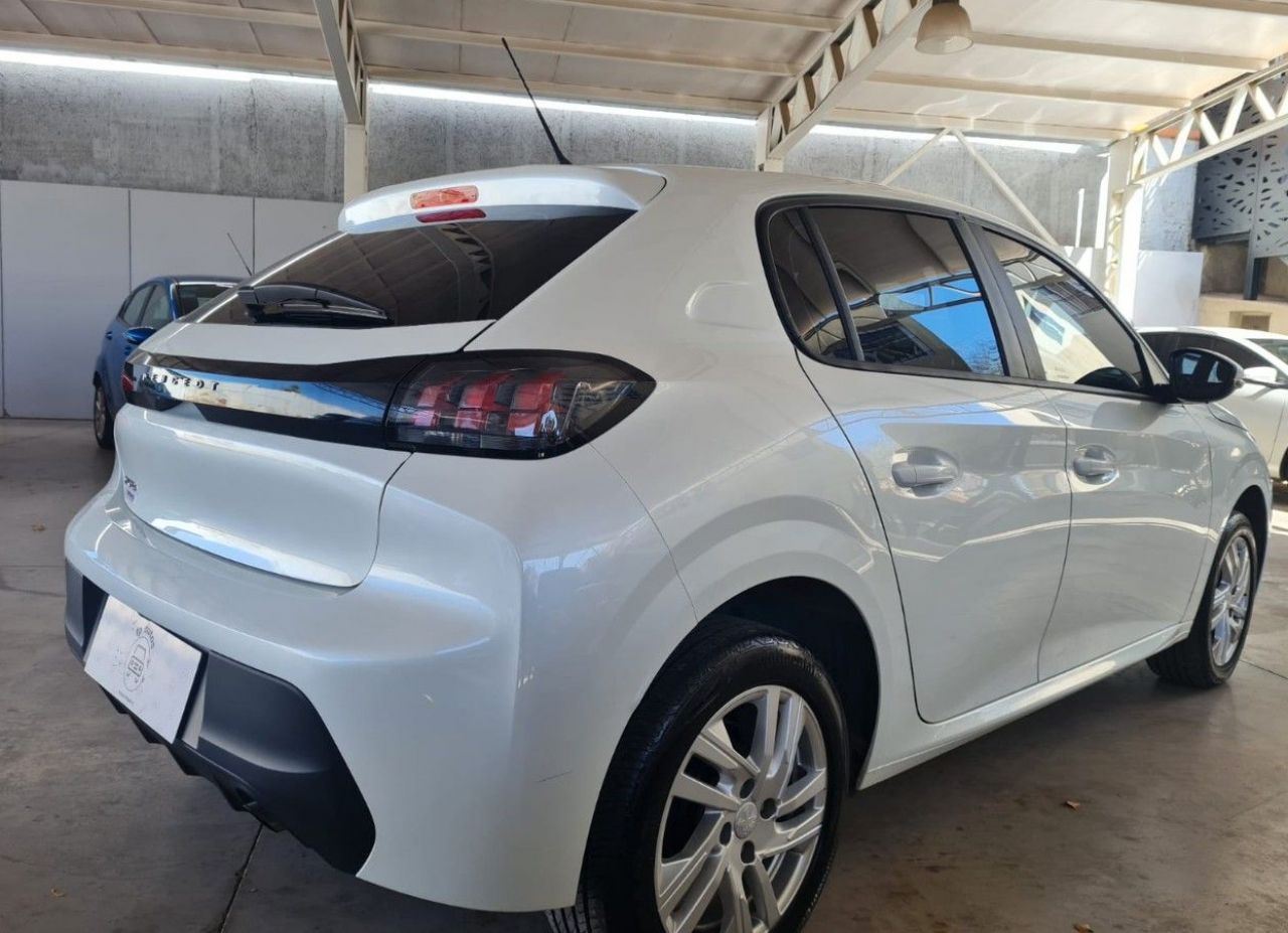 Peugeot 208 Usado Financiado en Mendoza, deRuedas